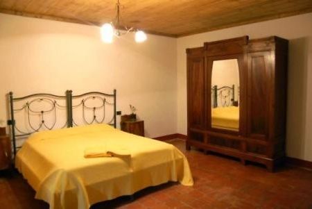 Agriturismo La Curbastra Guest House Фаенца Екстериор снимка